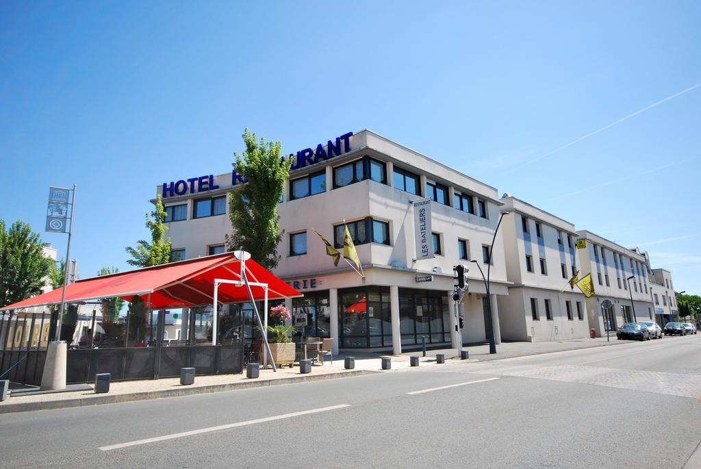 Hotel De Loire Et Restaurant Les Bateliers Trélazé Kültér fotó